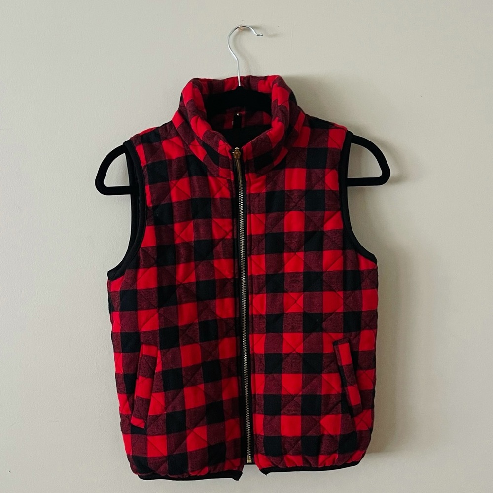 Show Lai red and black plaid vest. Size small